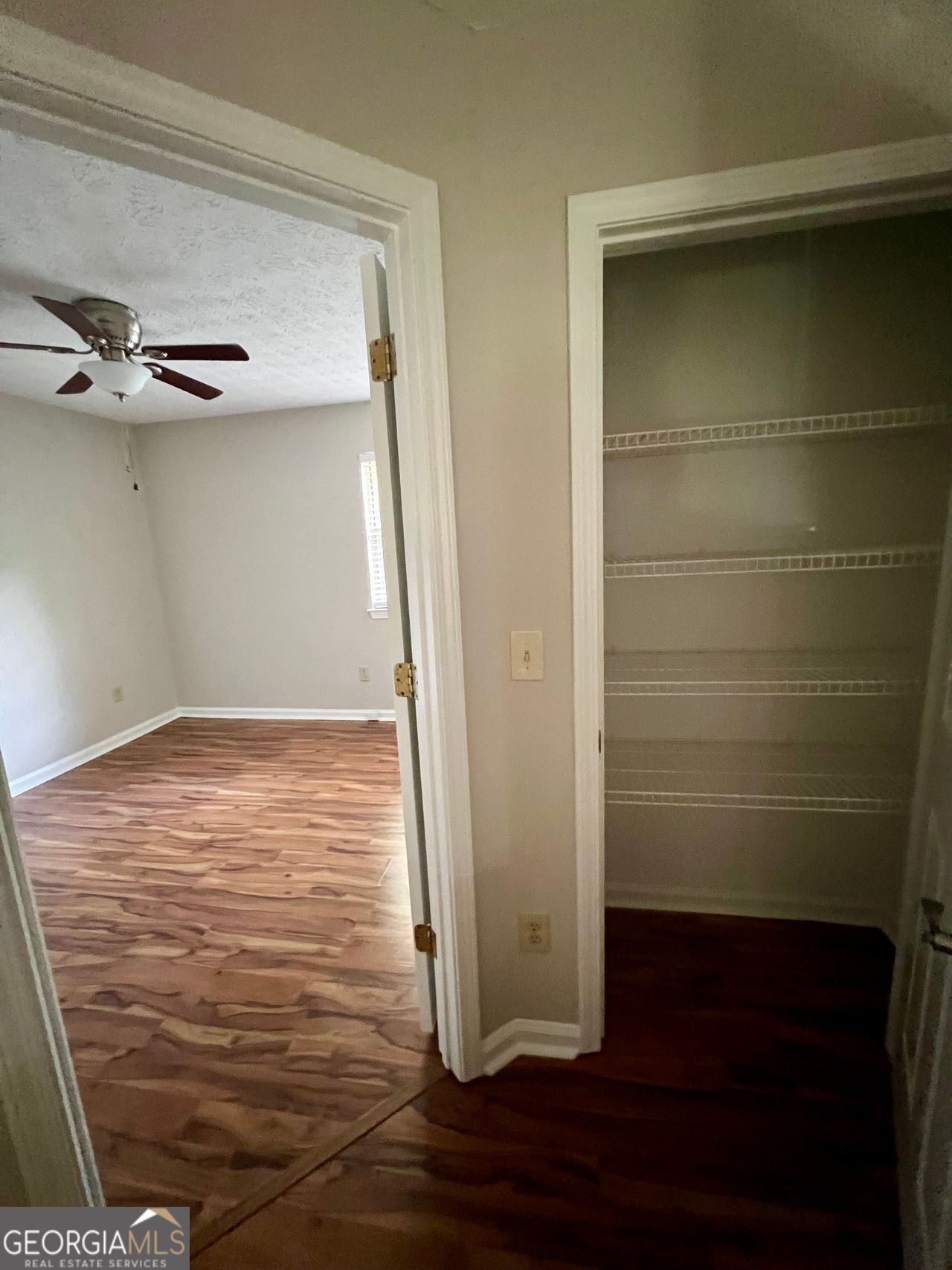 4519 High Grove Property Photo 18