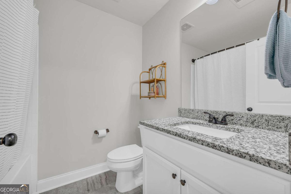 180 Elliot Circle Property Photo 38