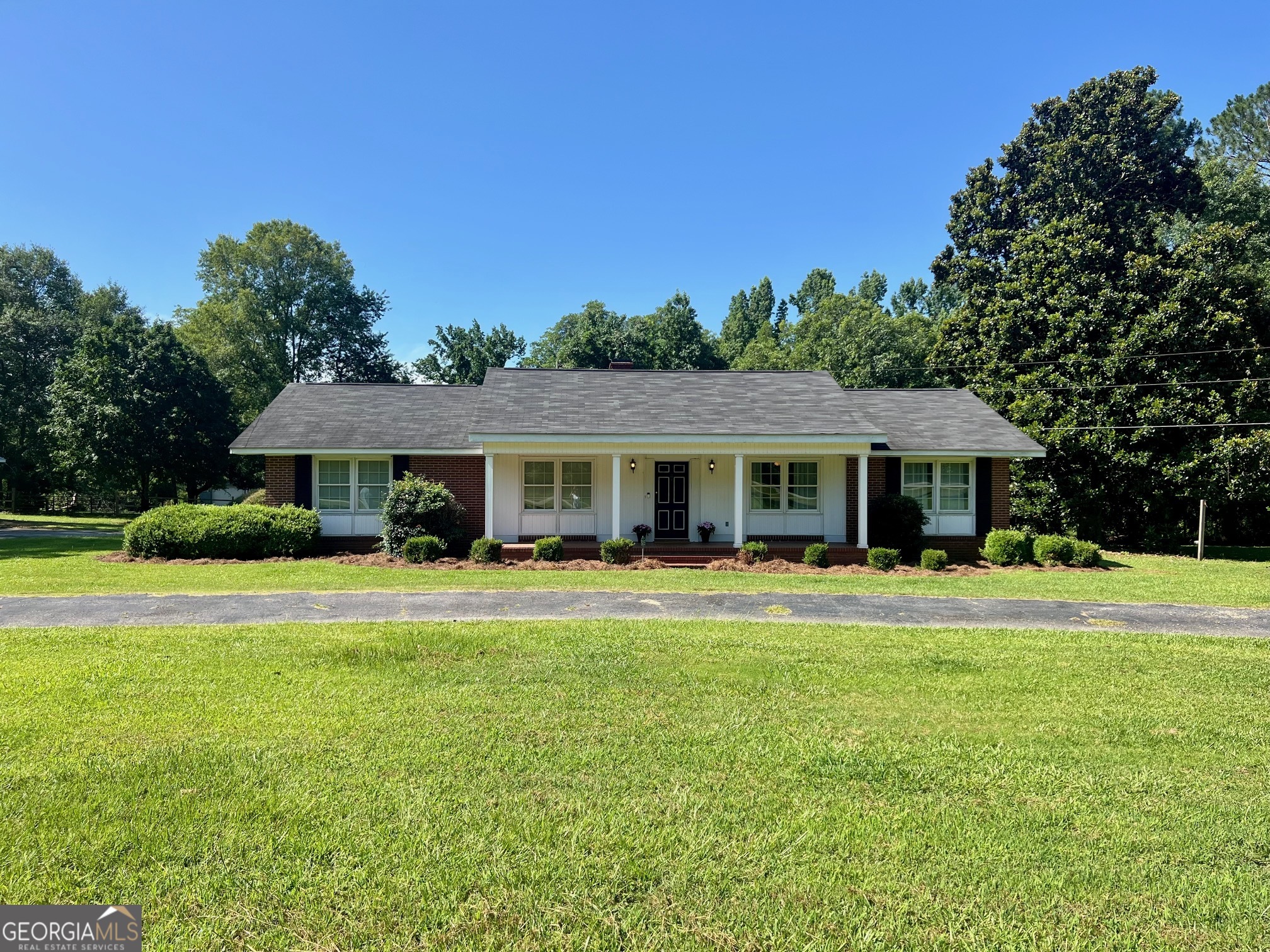 1282 E Mccarty Street Property Photo 1