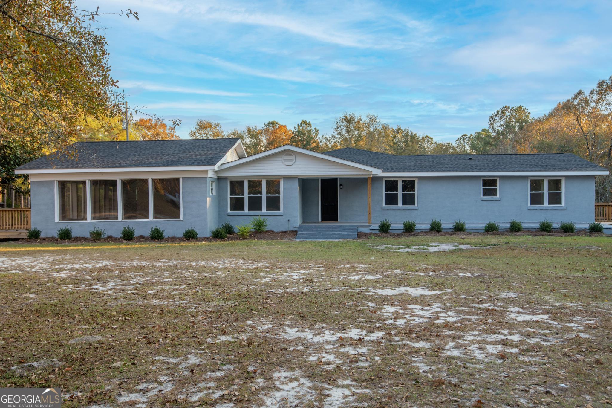 938 Rifle Road Property Photo 1