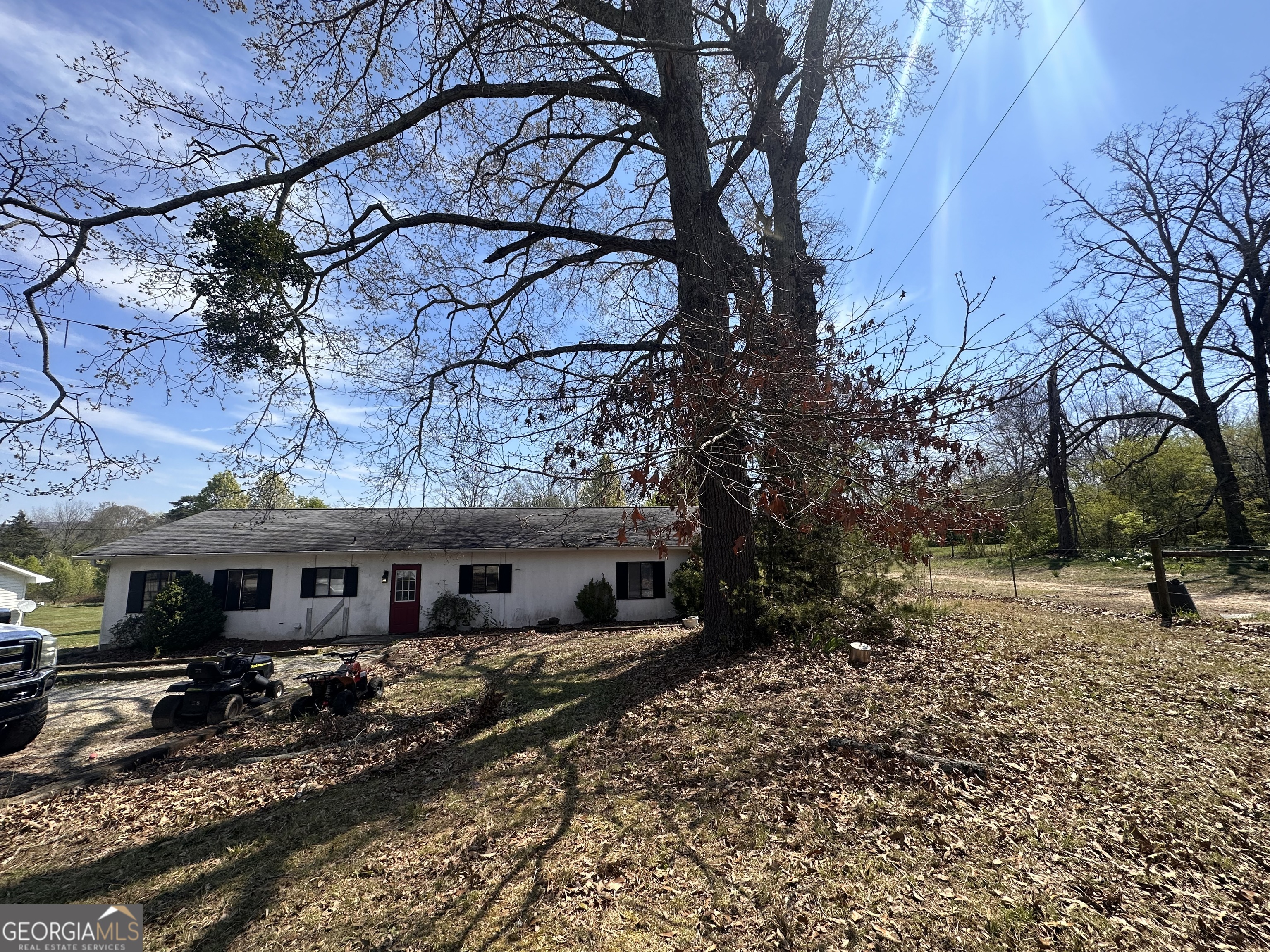 481 Main Street Property Photo 1