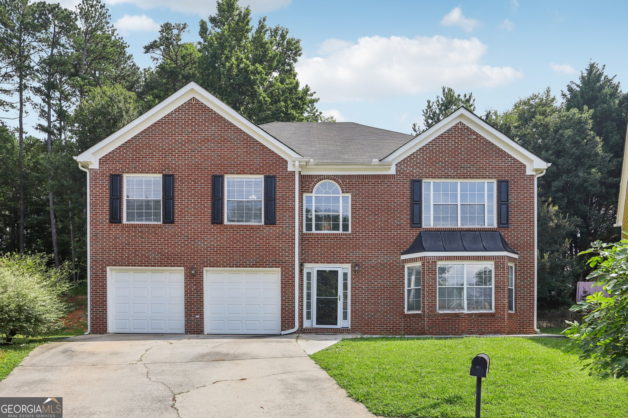 2379 Fallbrook Court Property Photo 1