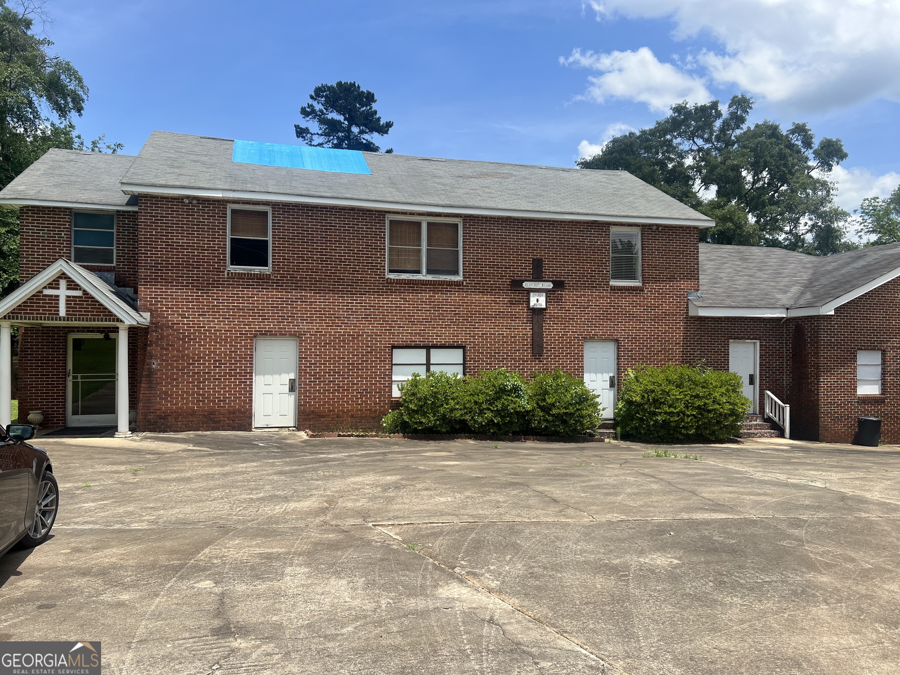 1293 S 19 Highway Property Photo 2