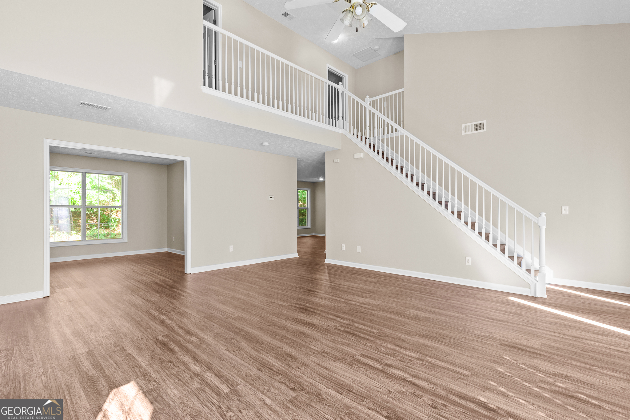 312 Yarbrough Court Property Photo 7