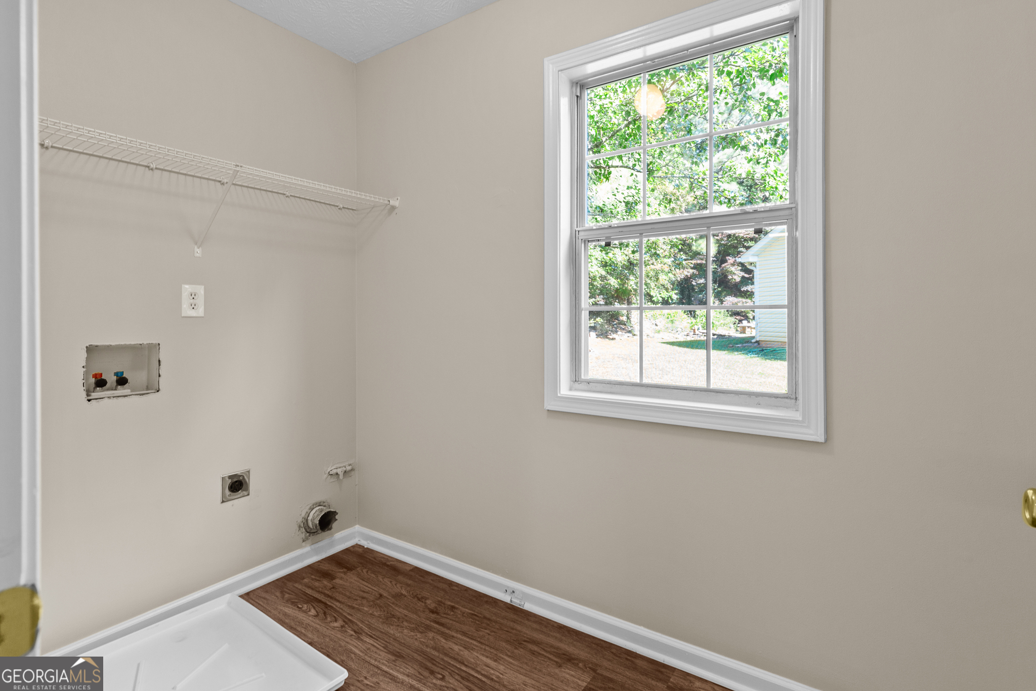 312 Yarbrough Court Property Photo 19