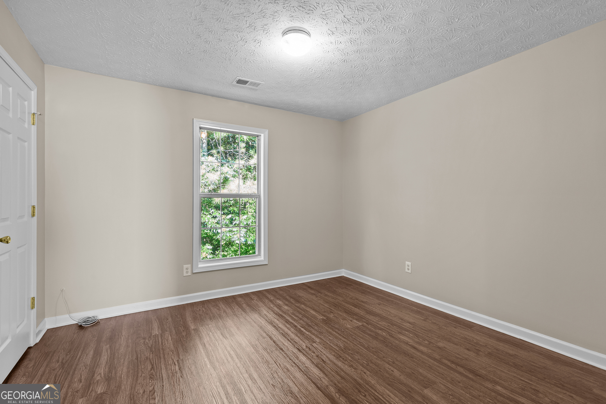 312 Yarbrough Court Property Photo 25