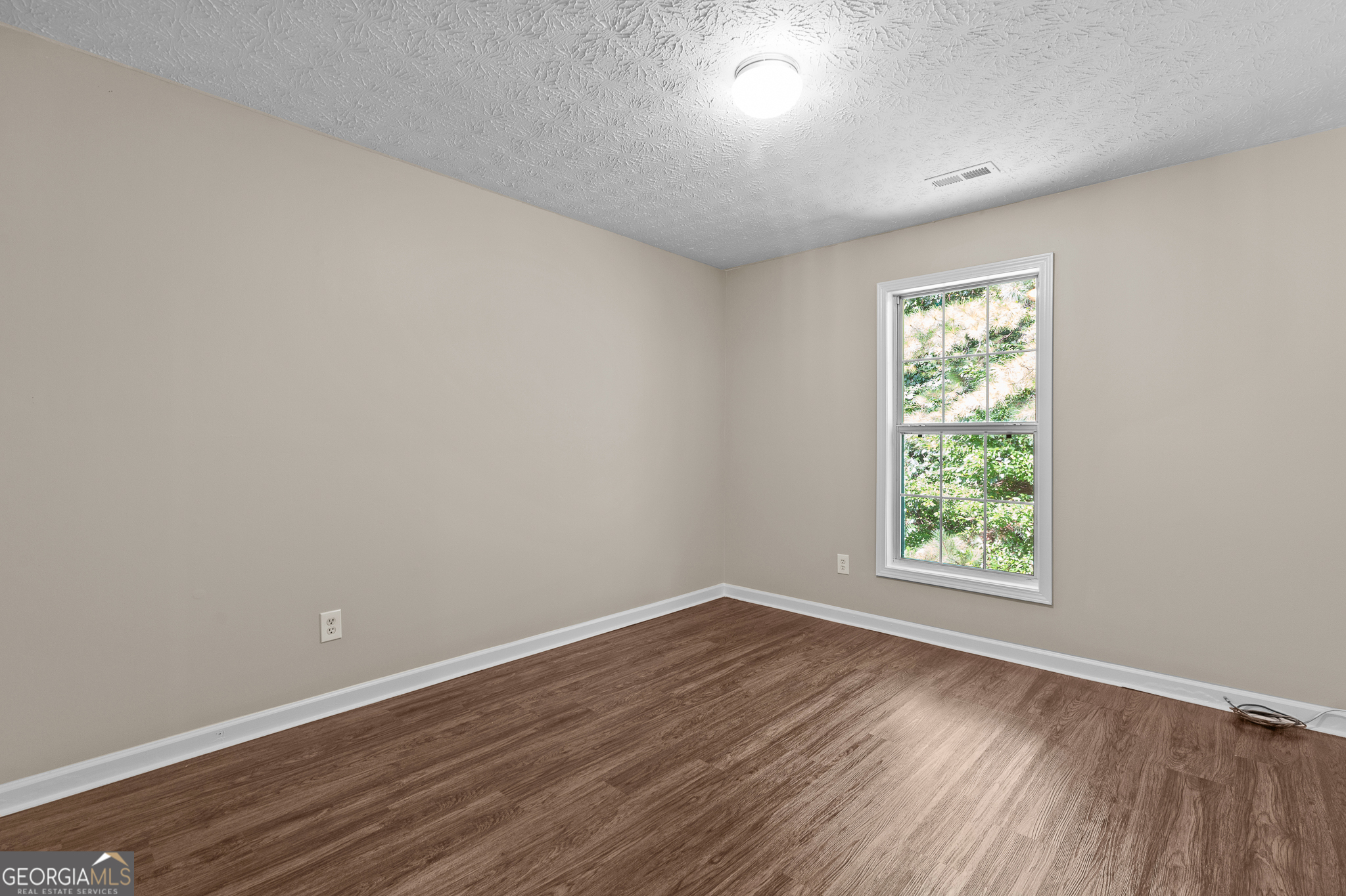 312 Yarbrough Court Property Photo 29