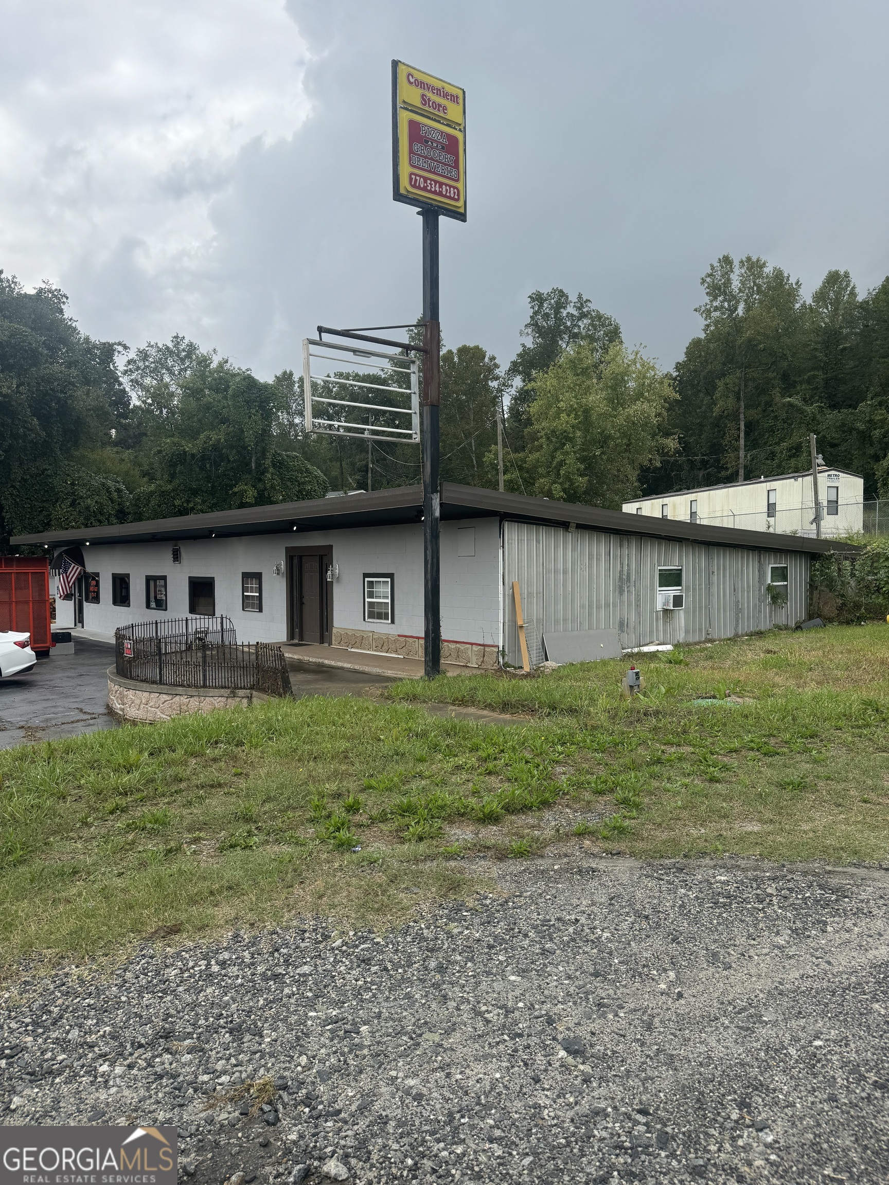 5646 Price Road Property Photo 1