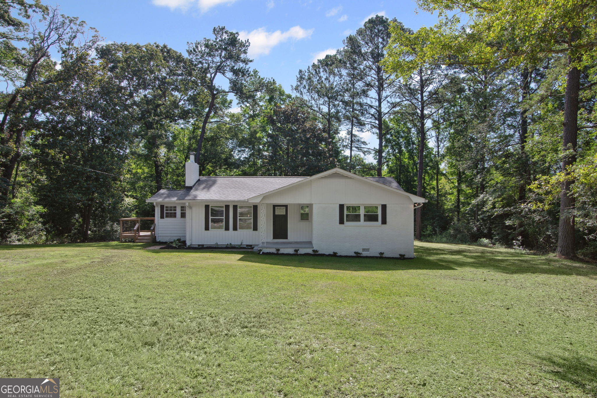 22460 Roosevelt Highway Property Photo 1