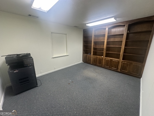 303 S Main Street Property Photo 18