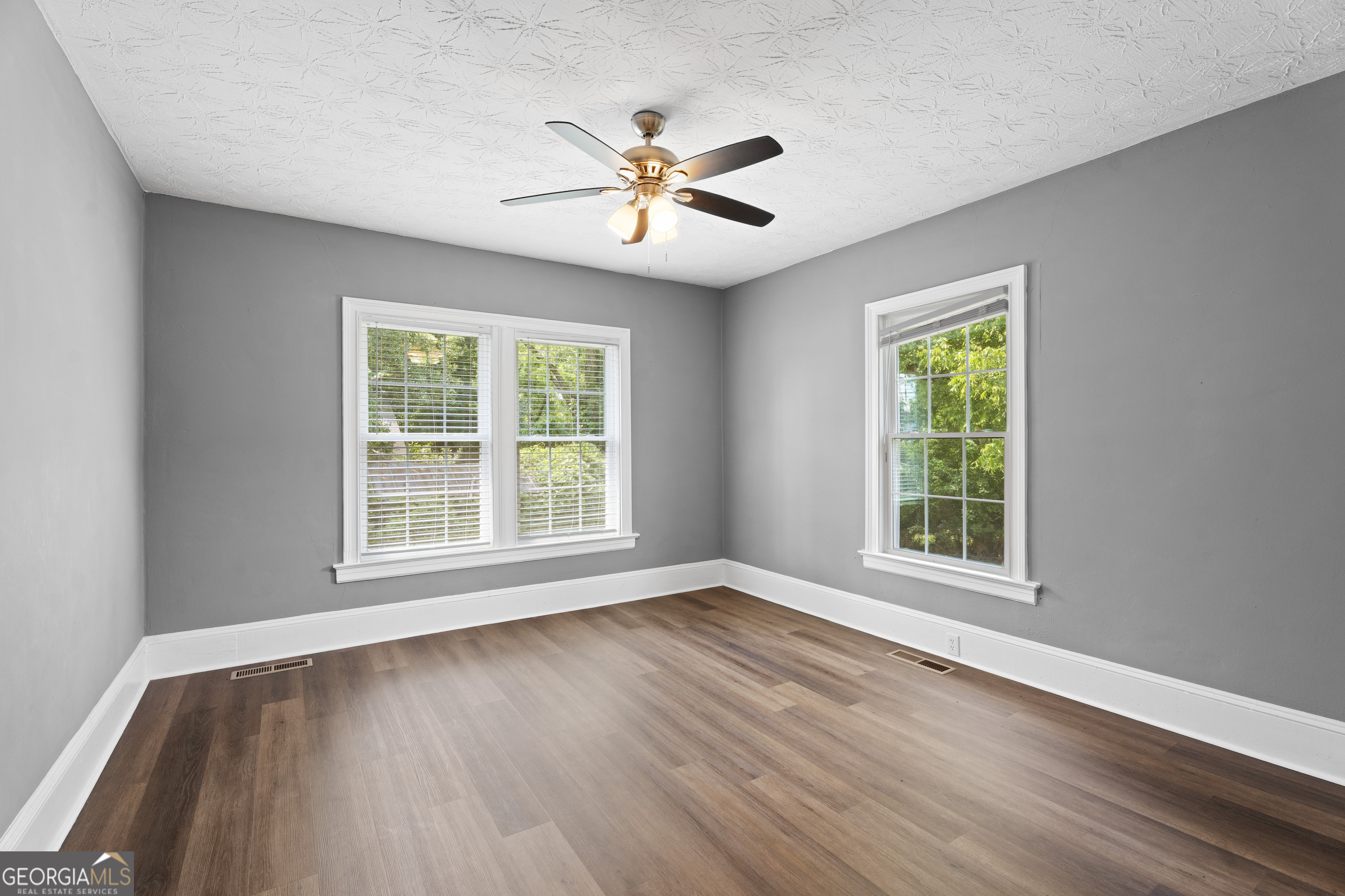 2563 Roosevelt Highway Property Photo 17