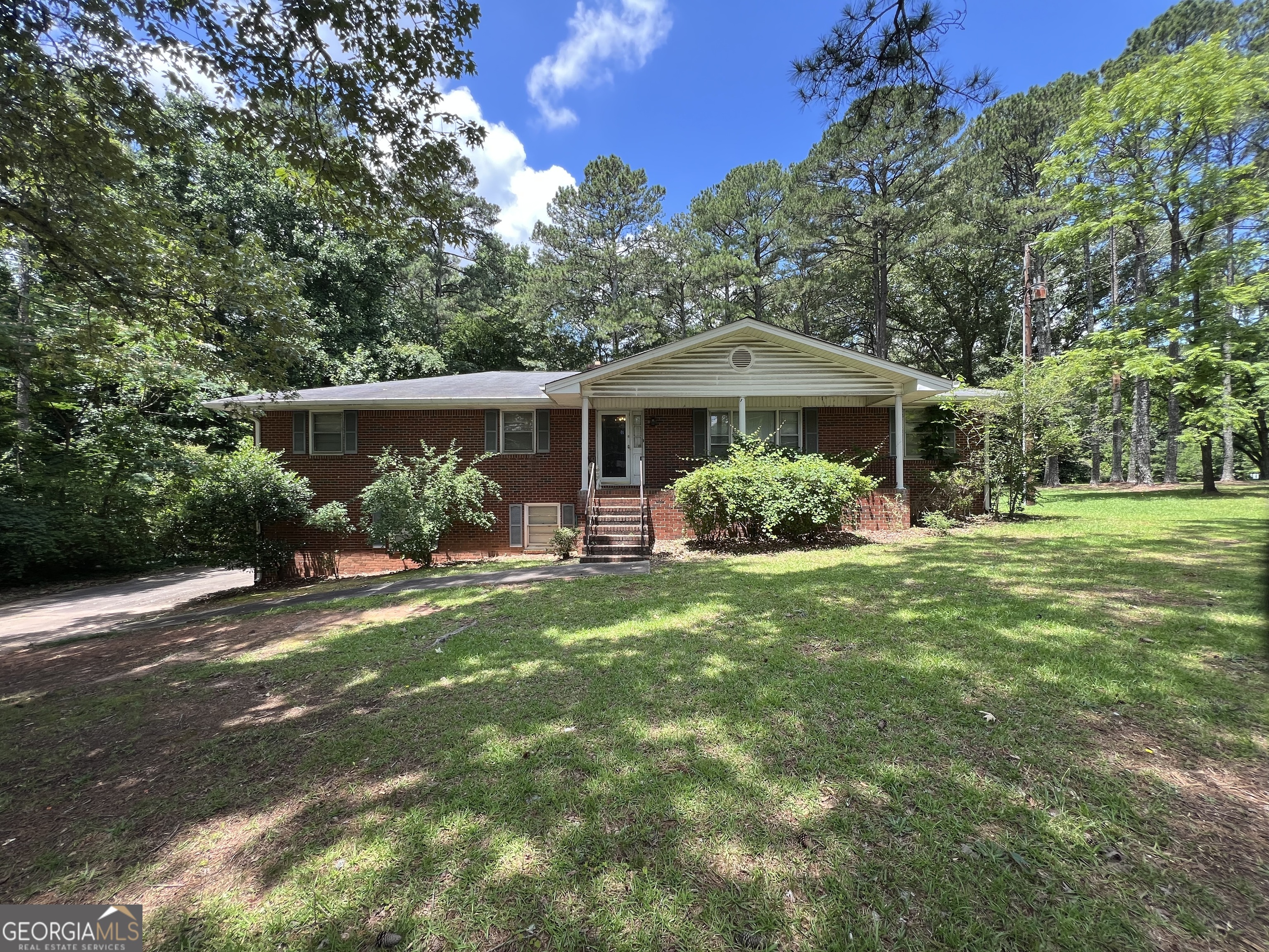 5277 Scofield Road Property Photo 1