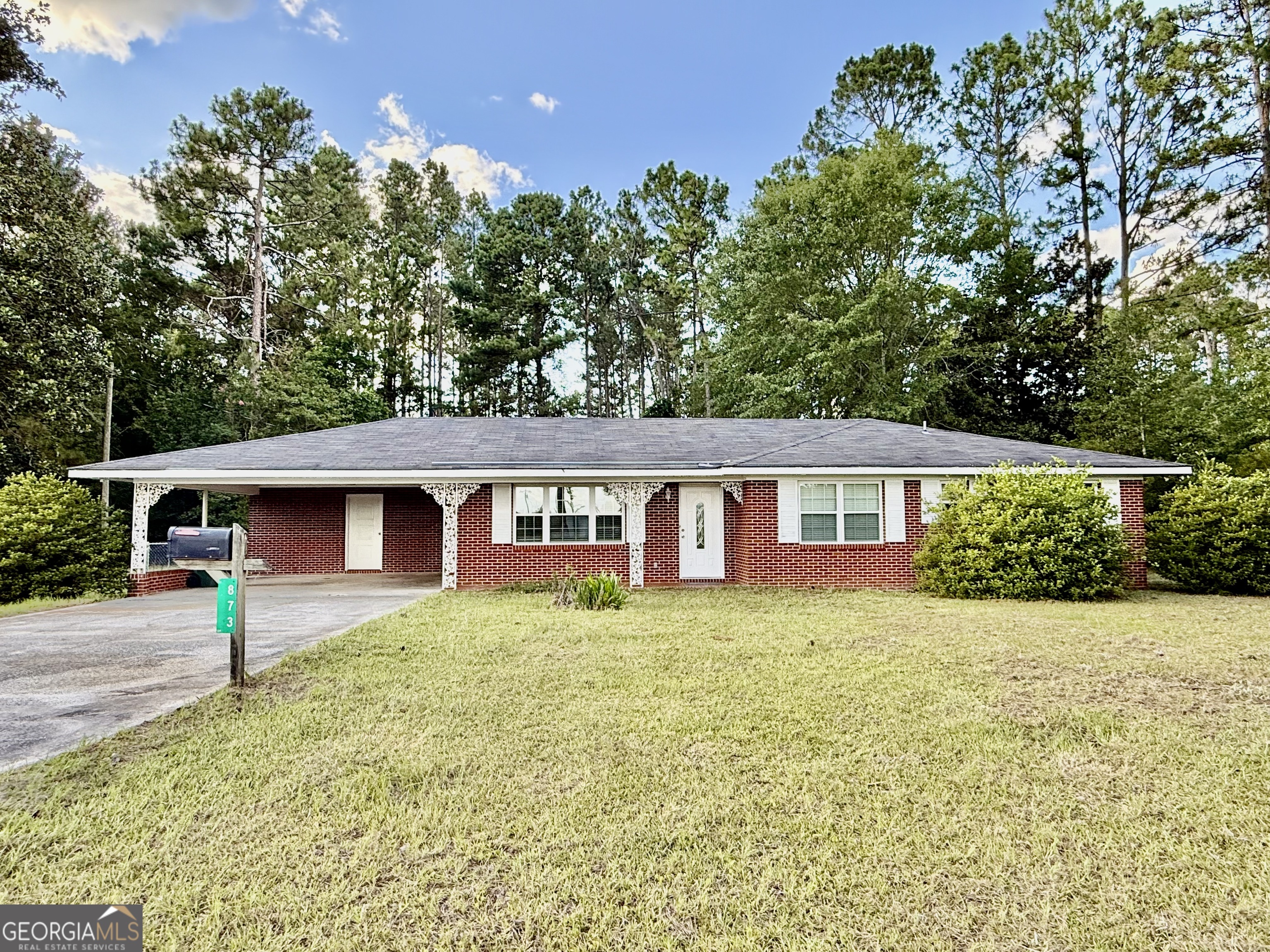 873 Us Highway 280 Property Photo 1