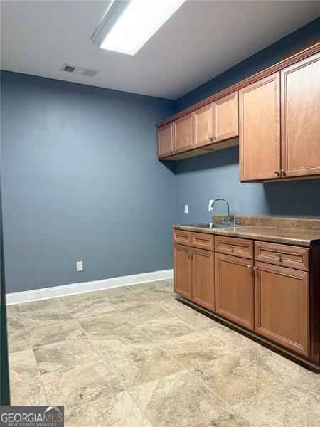 5400 Laurel Springs Parkway # 708 Property Photo 7