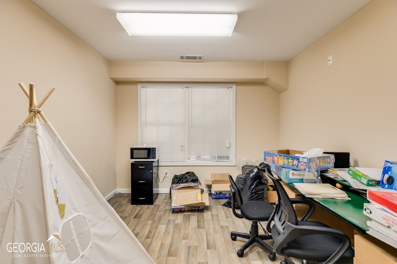 8314 Office Park Drive Property Photo 15