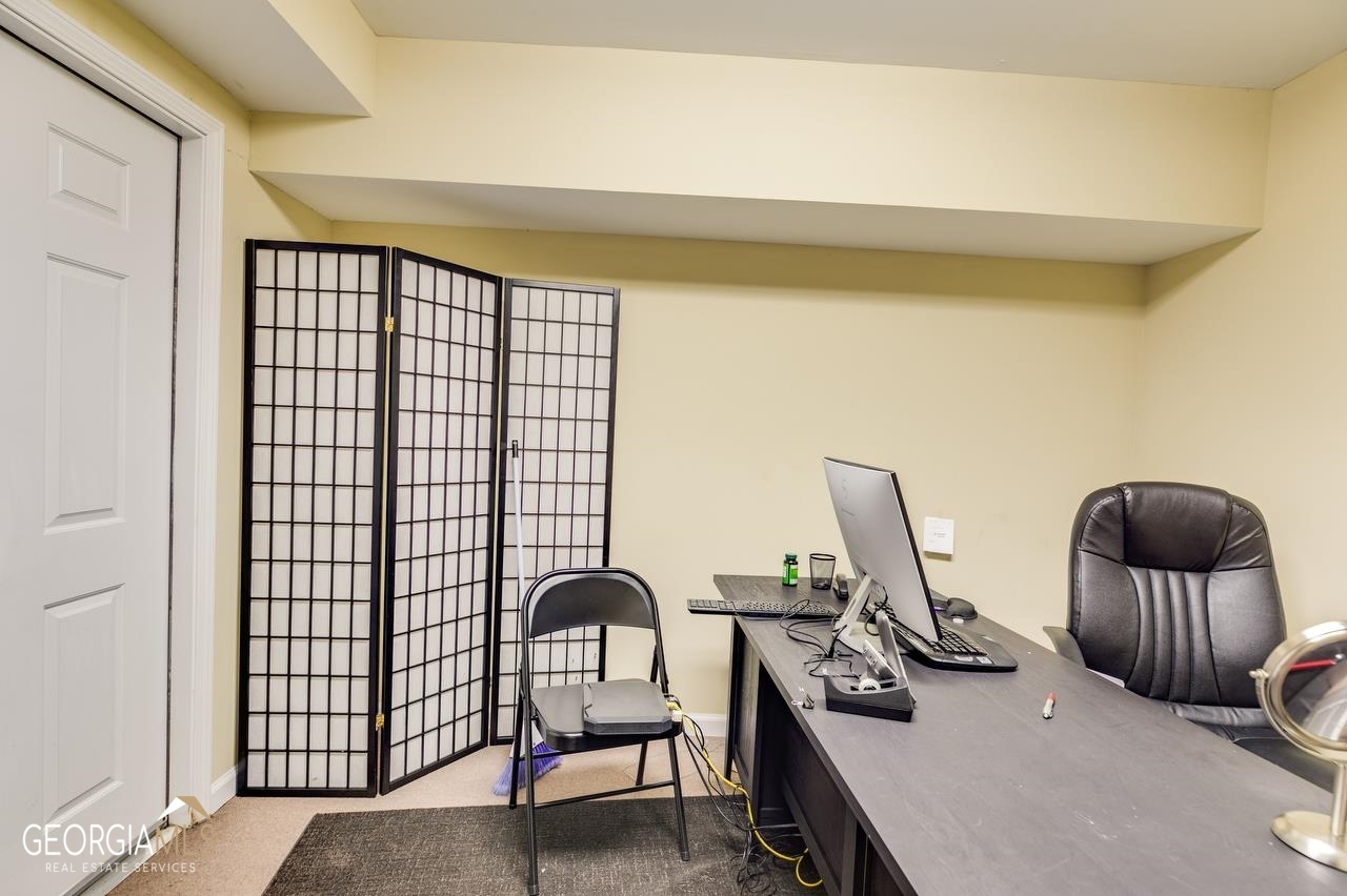 8314 Office Park Drive Property Photo 17