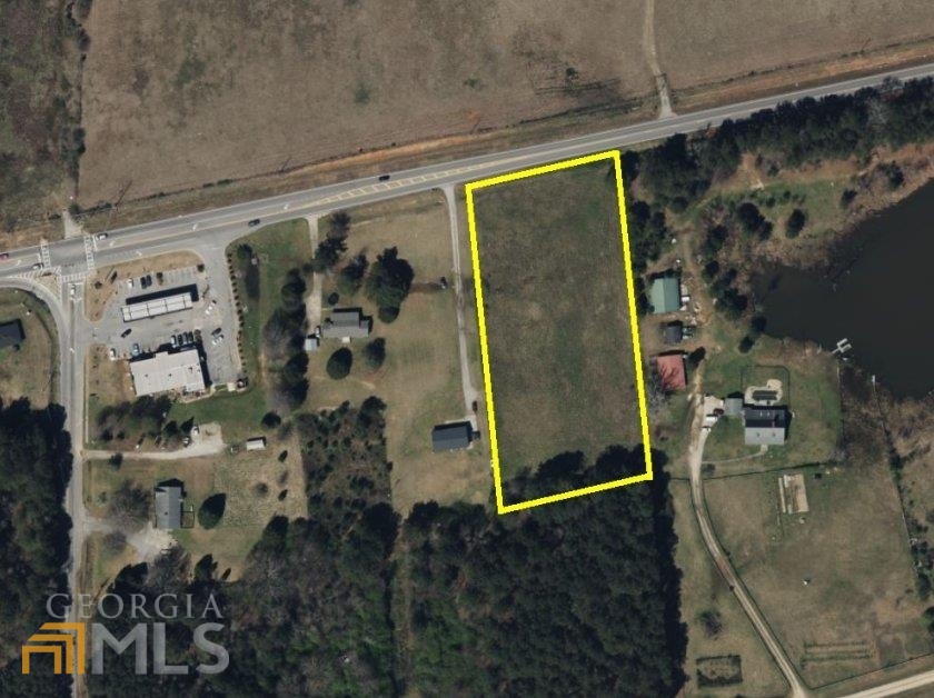 3740 E Highway 81 Property Photo 4