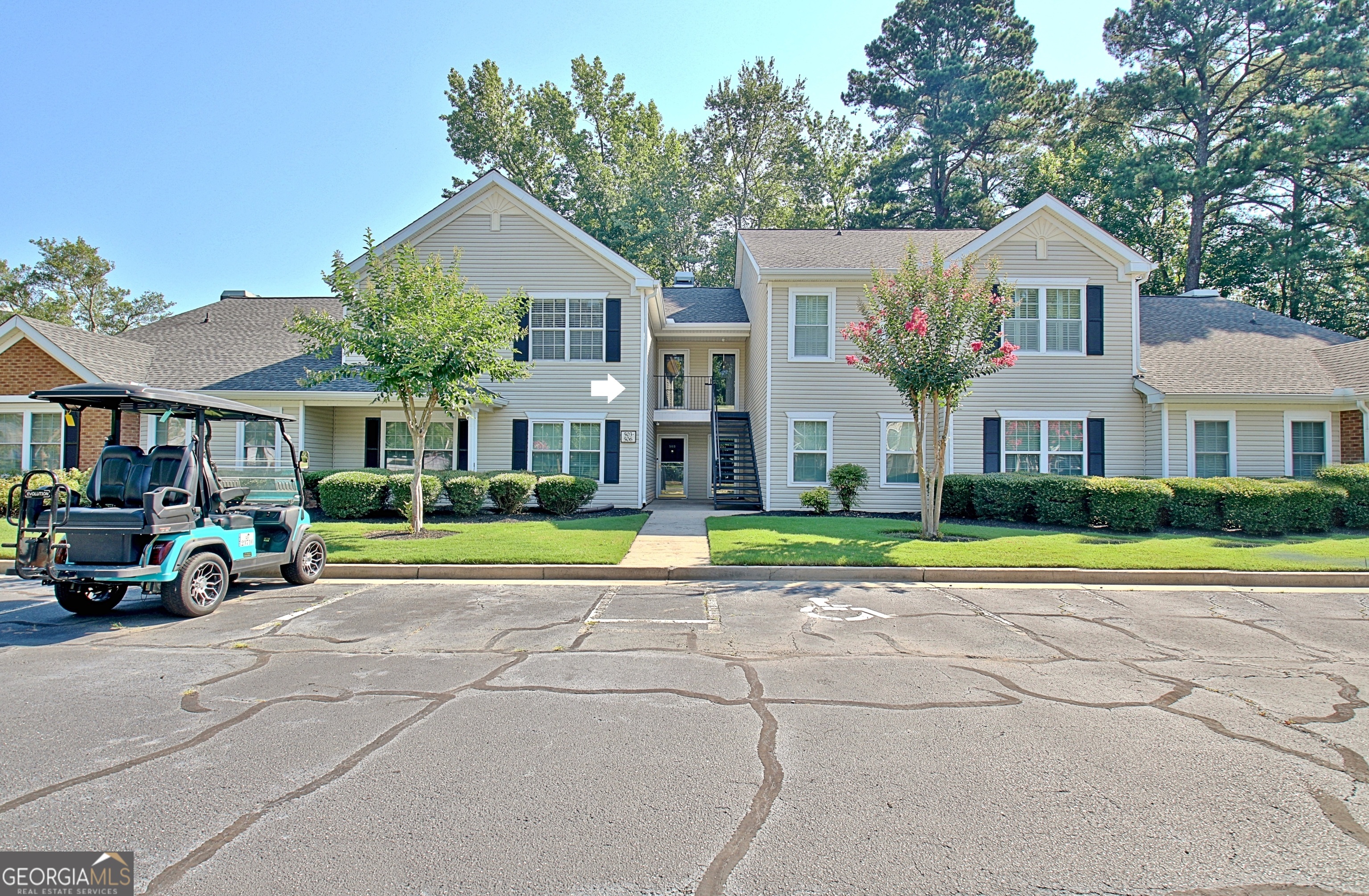 504 Ridgelake Drive Property Photo 2