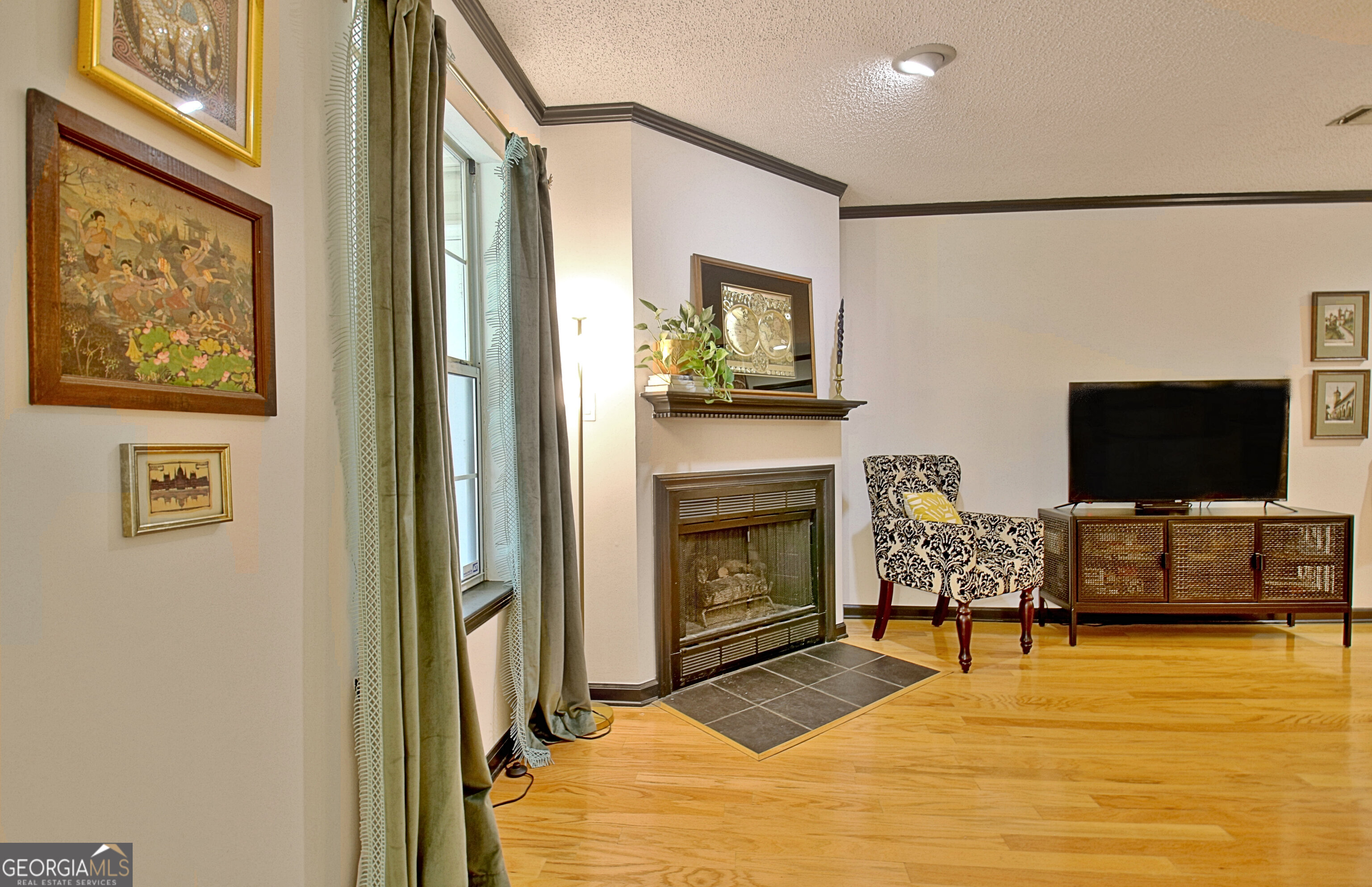 504 Ridgelake Drive Property Photo 5