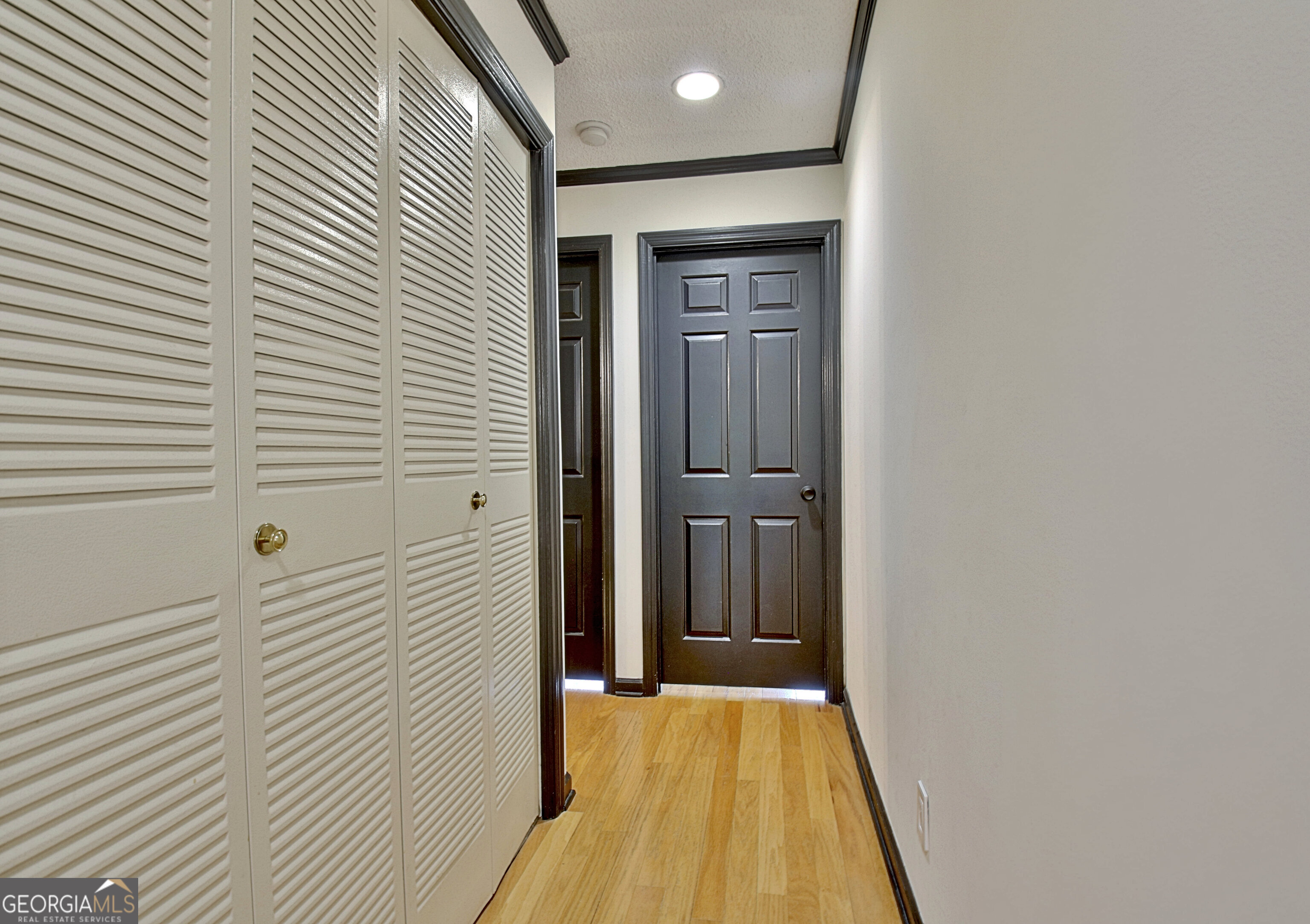 504 Ridgelake Drive Property Photo 23