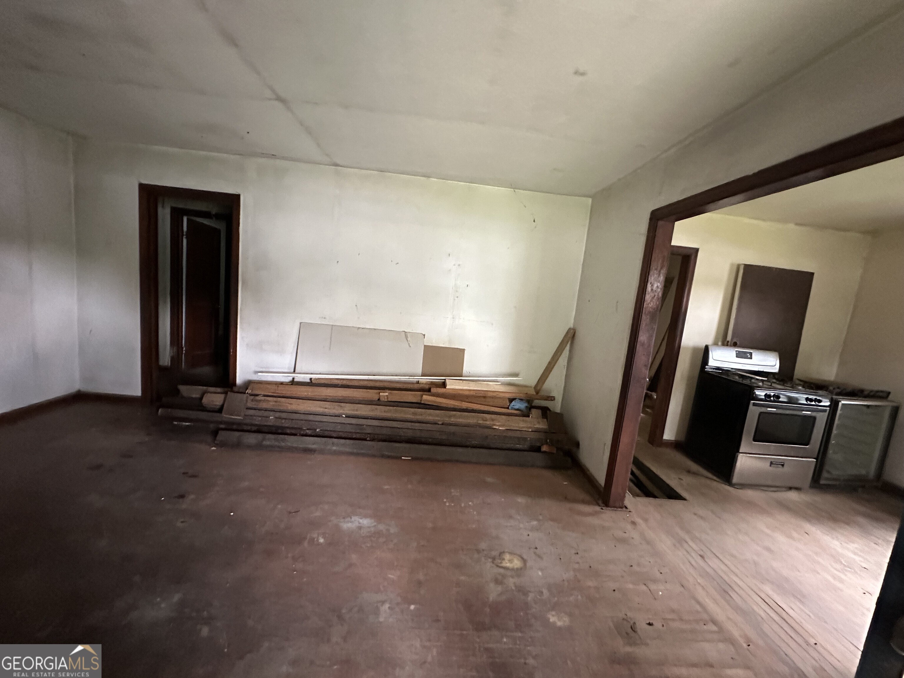 1597 Joseph E Boone Boulevard Nw Property Photo 5