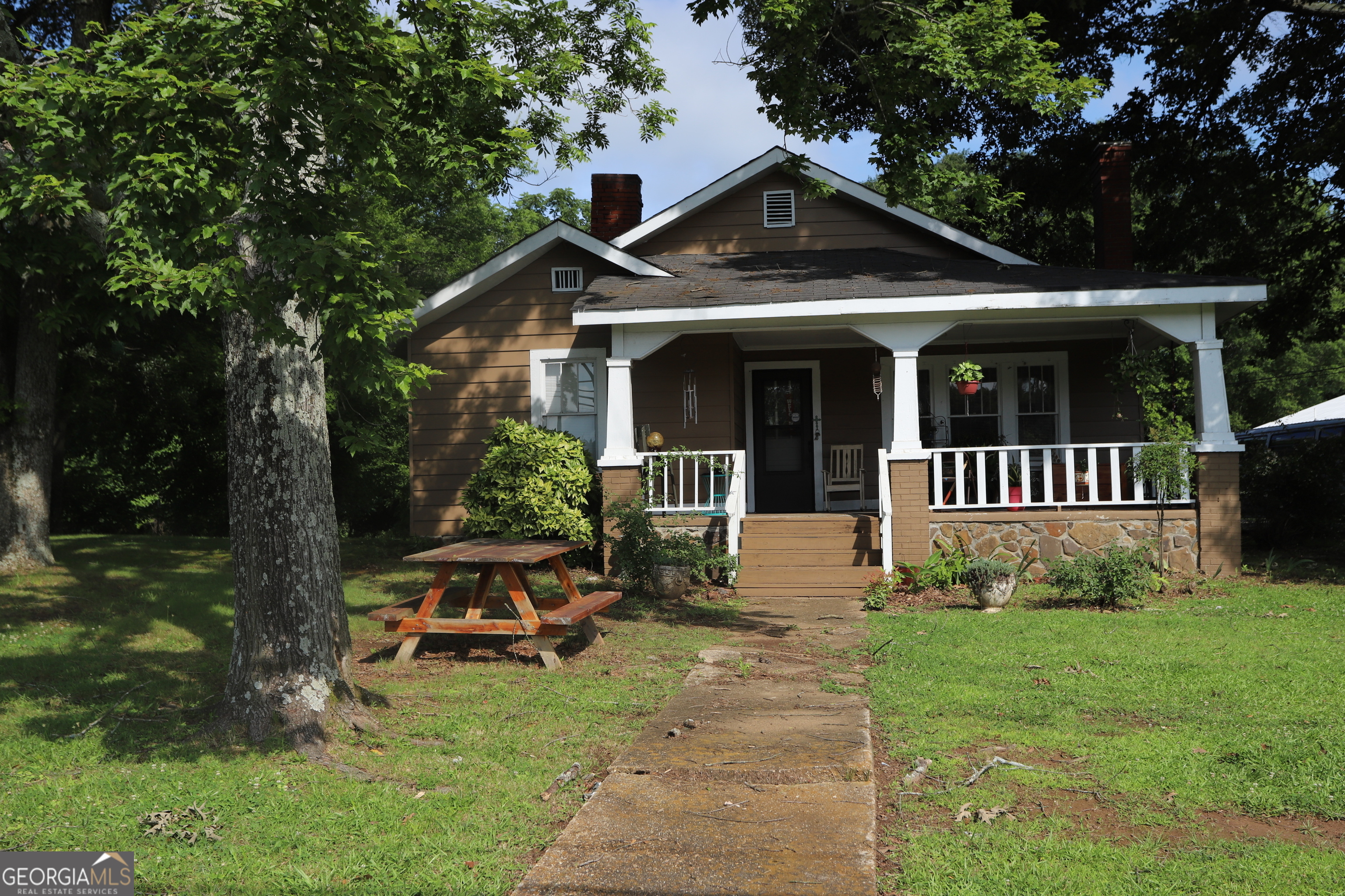 10895 Commerce Street Property Photo 3