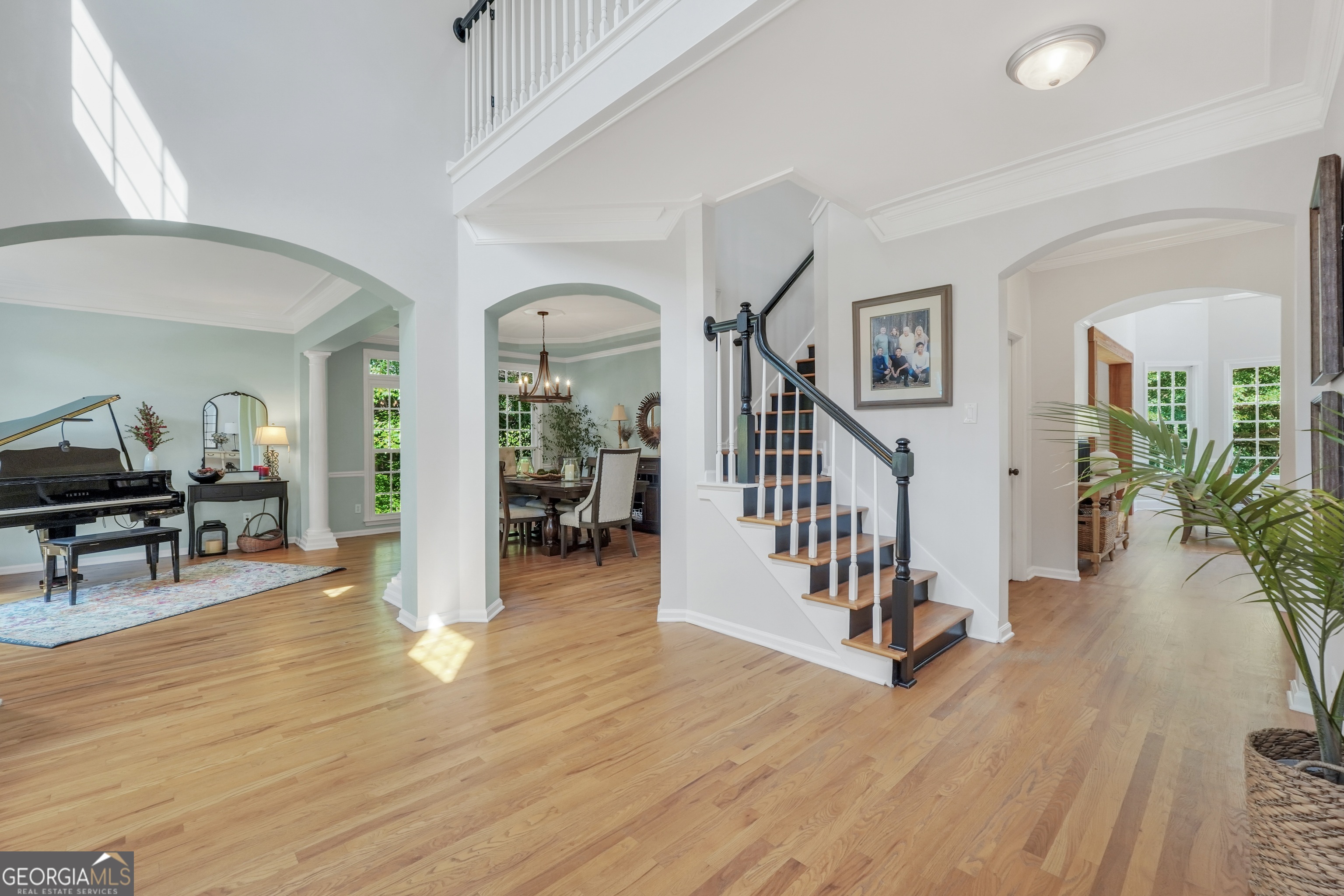 100 Castlebrook Chase Property Photo 6