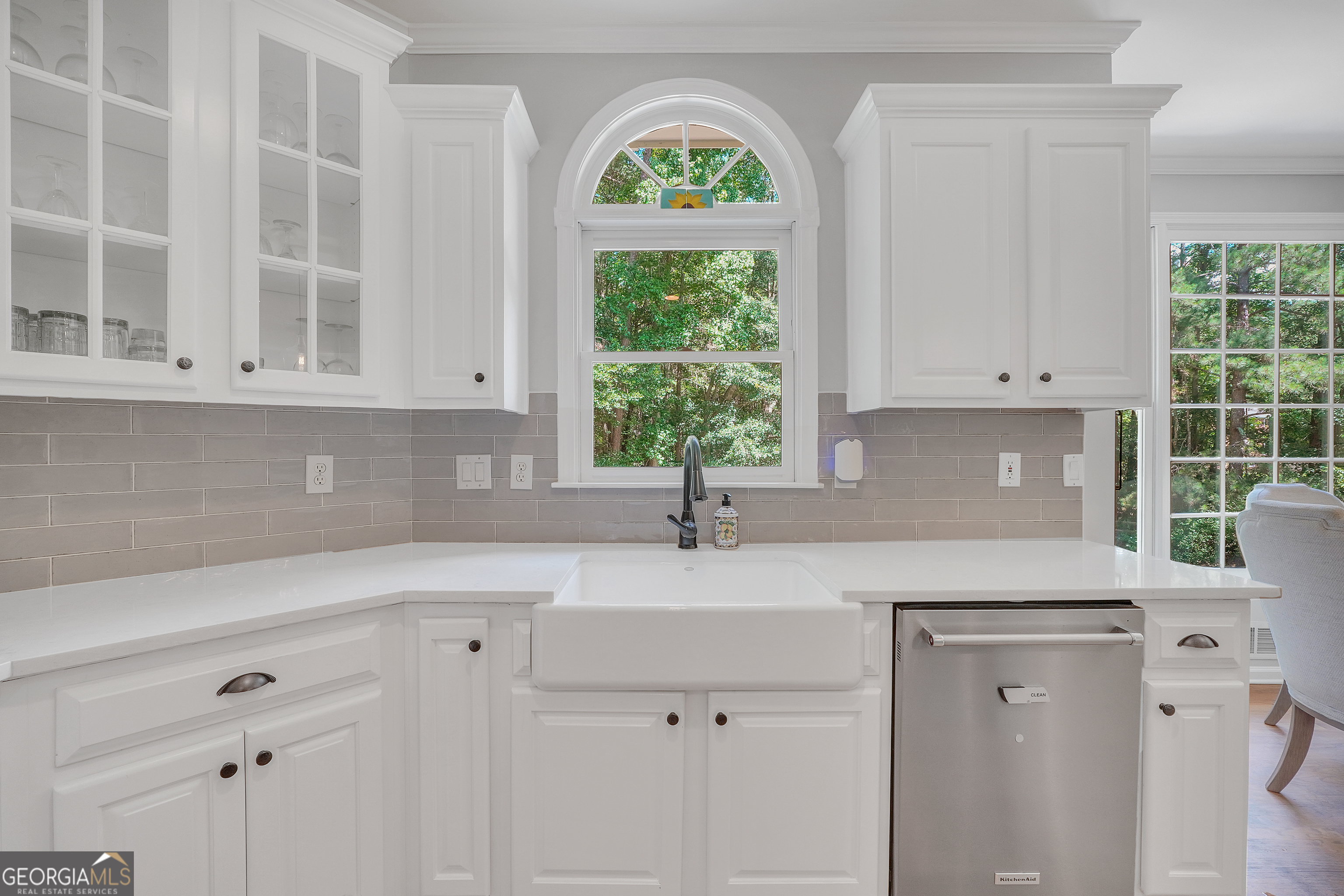 100 Castlebrook Chase Property Photo 22