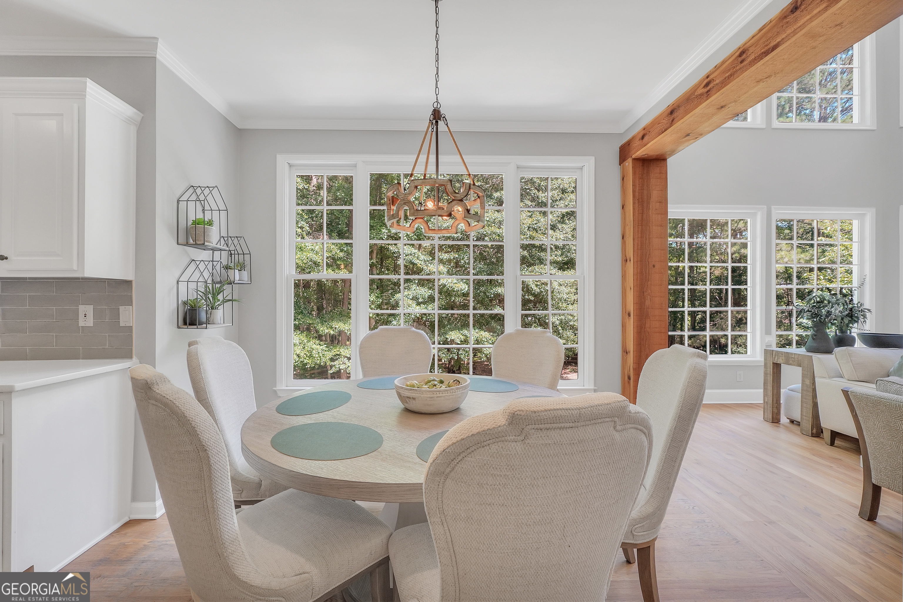 100 Castlebrook Chase Property Photo 23