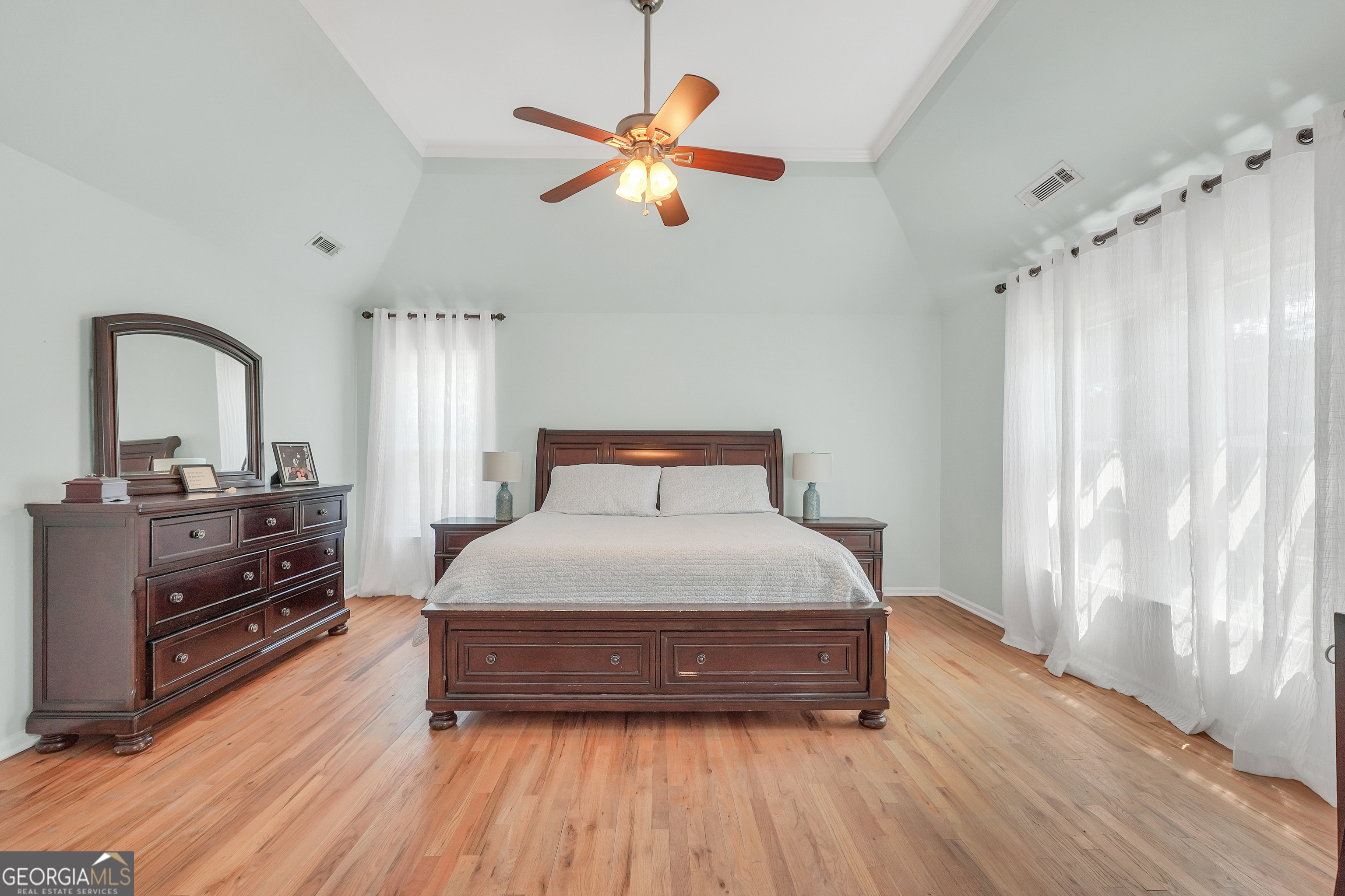 100 Castlebrook Chase Property Photo 32