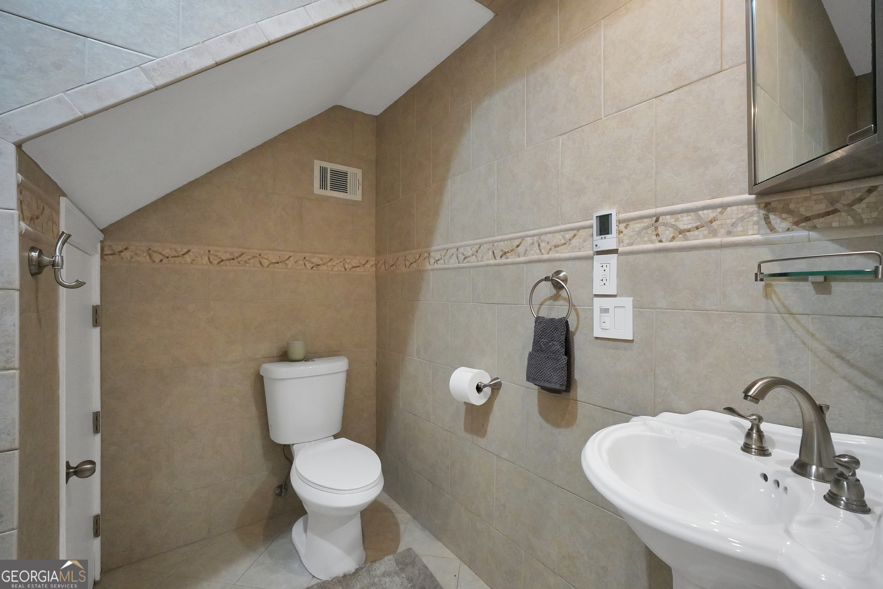 100 Castlebrook Chase Property Photo 69