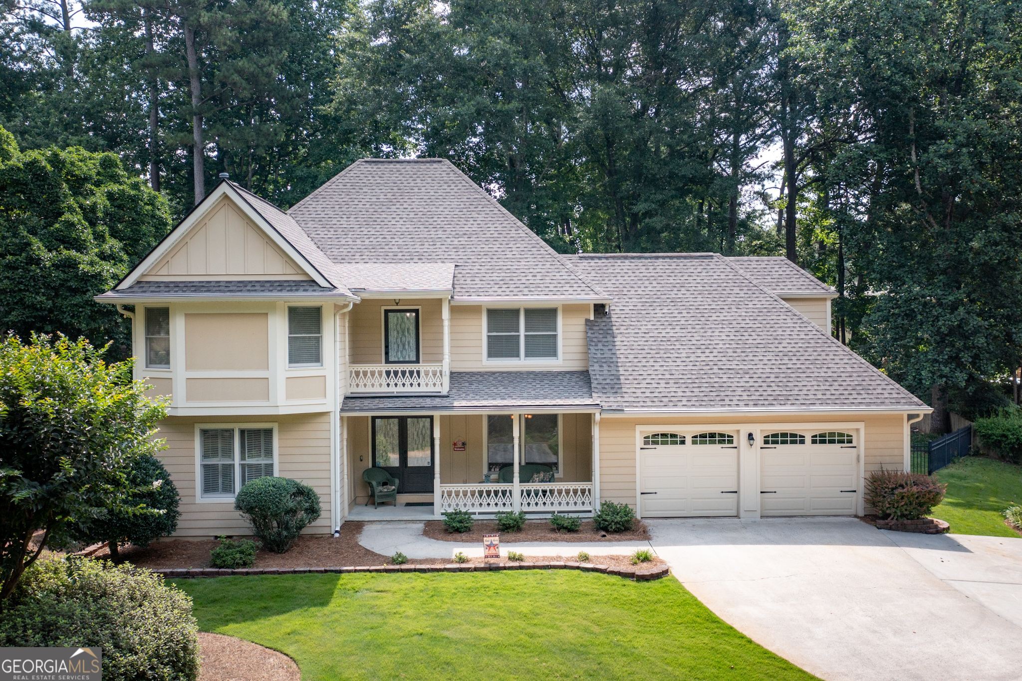 148 Lakeside Drive Property Photo 1