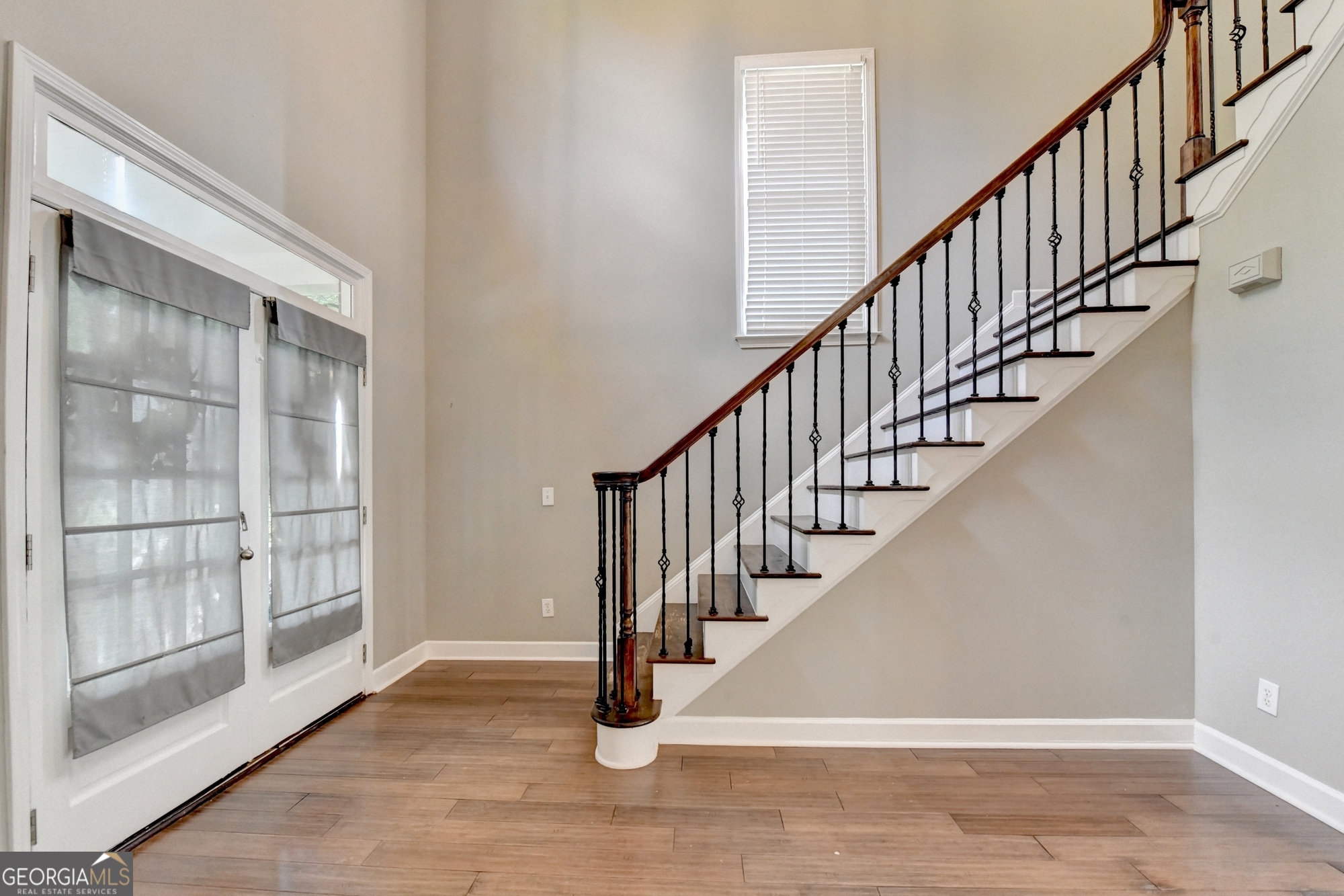 4770 Spring Park Circle Property Photo 6