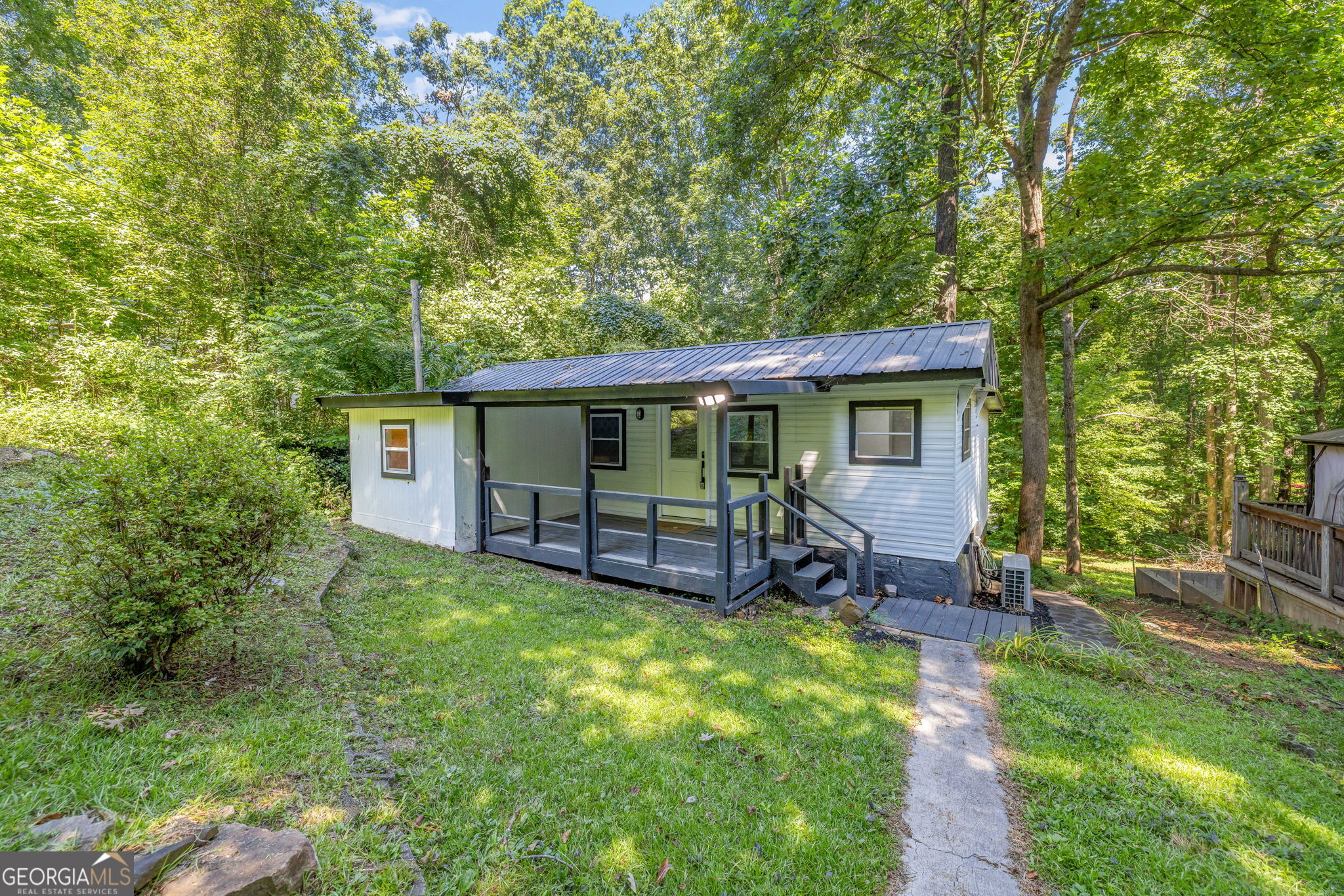 220 Gumlog Drive Property Photo 1