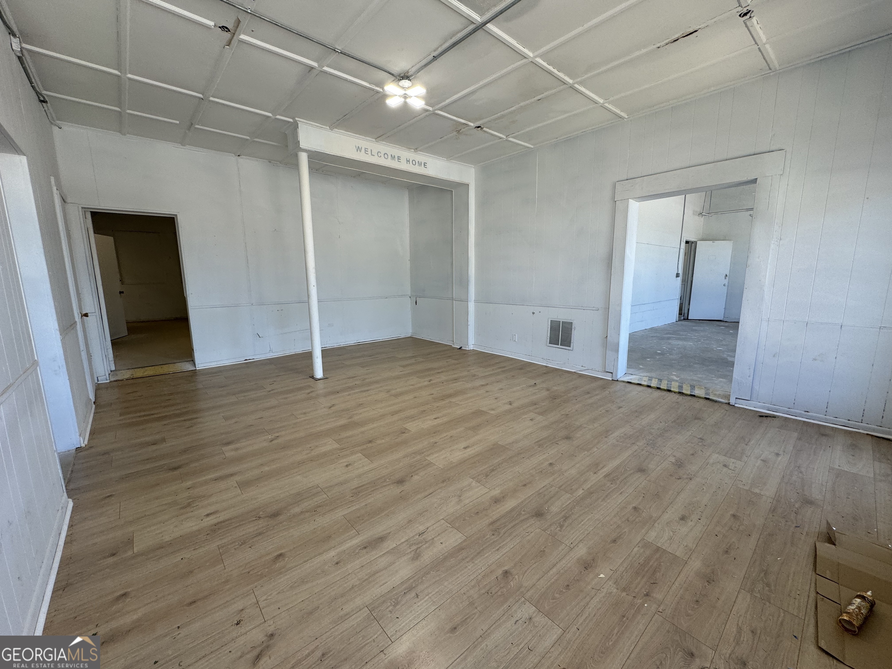 321 S Jefferson Avenue Property Photo 8