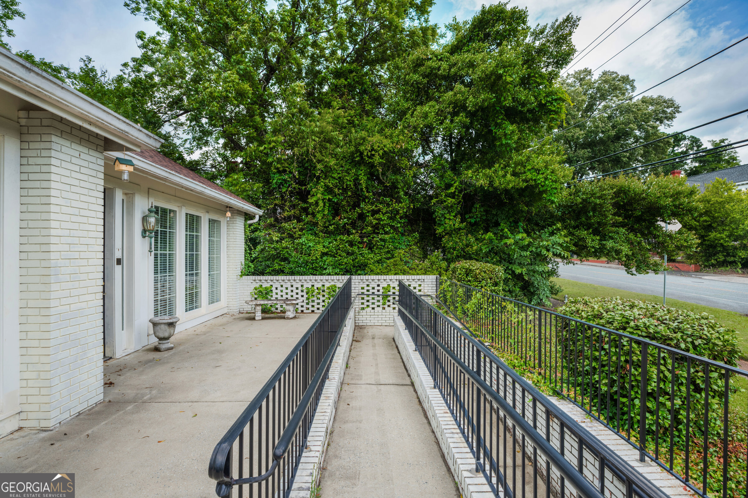 720 North Avenue Property Photo 11