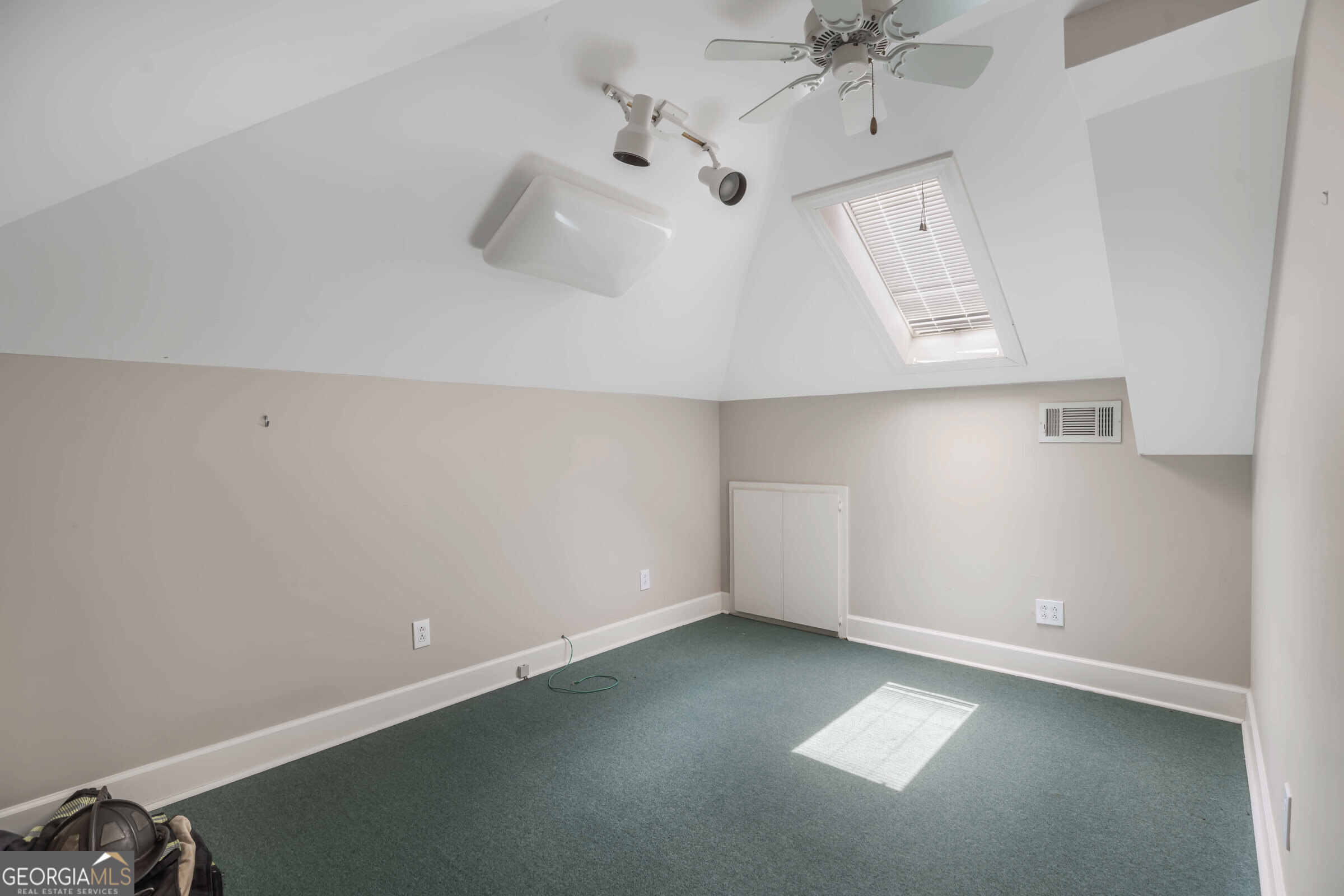 720 North Avenue Property Photo 42
