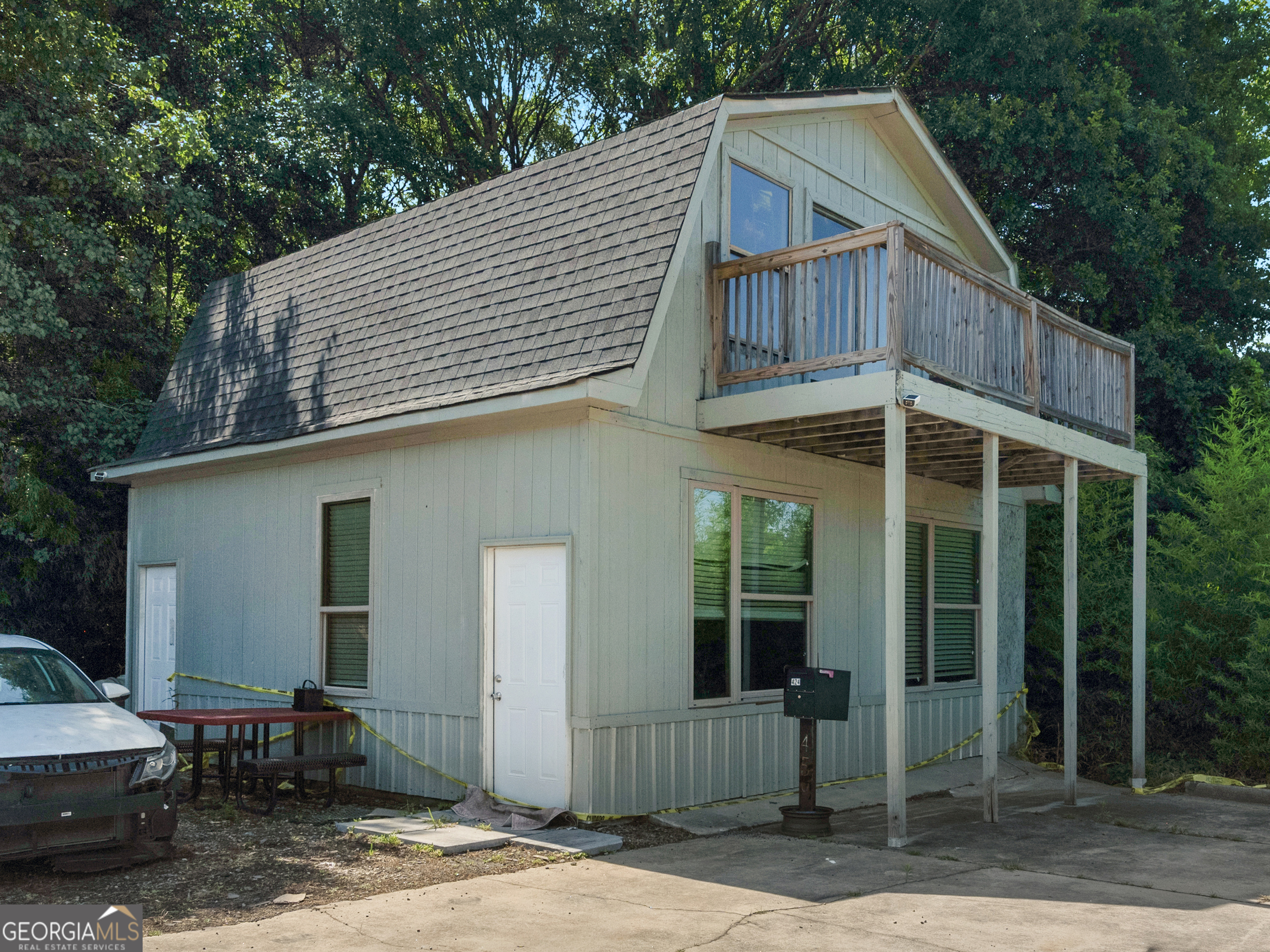 2342 N Expressway Property Photo 7