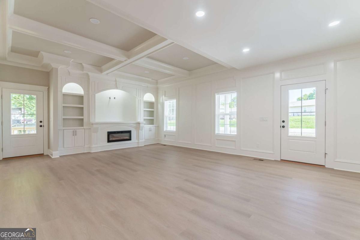 540 Sunset Avenue Property Photo 11