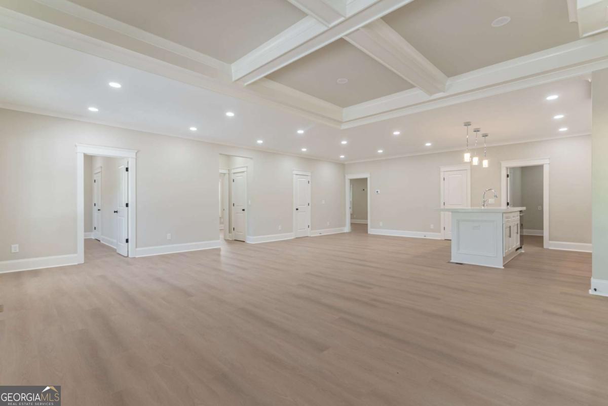 540 Sunset Avenue Property Photo 13