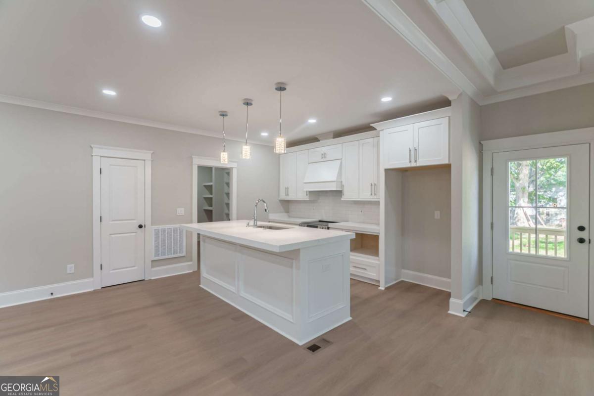 540 Sunset Avenue Property Photo 15