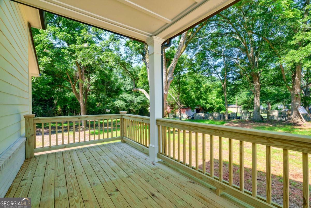 540 Sunset Avenue Property Photo 35