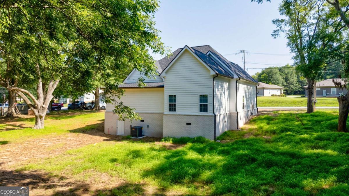 540 Sunset Avenue Property Photo 51