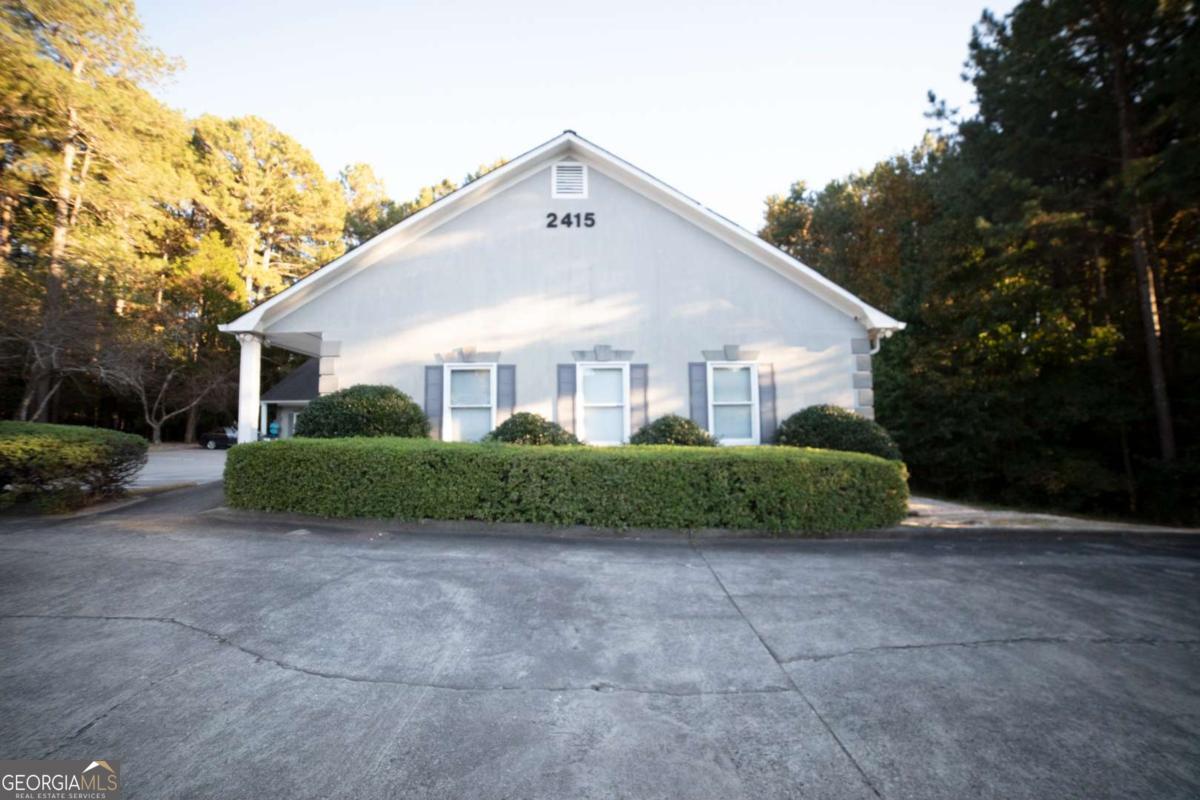 2415 W Park Place Boulevard Property Photo 1
