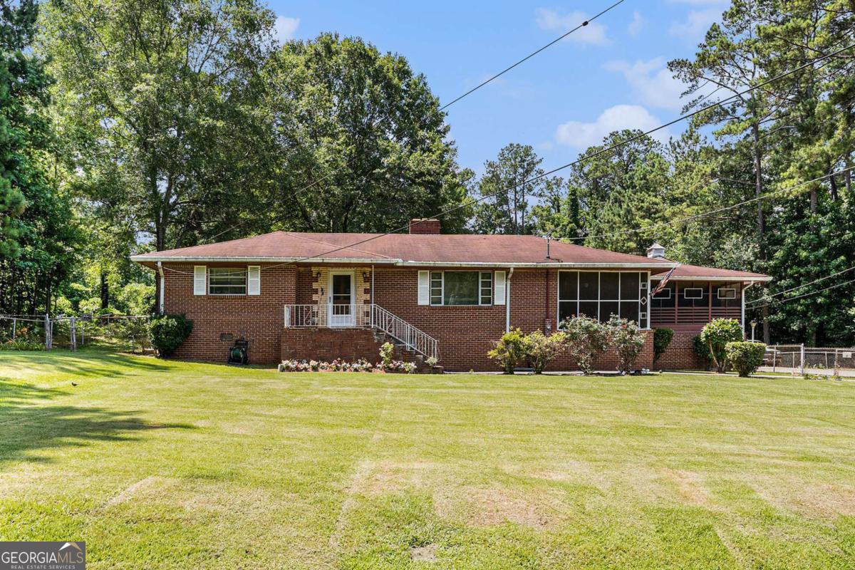 2247 Cypress Avenue Property Photo 1