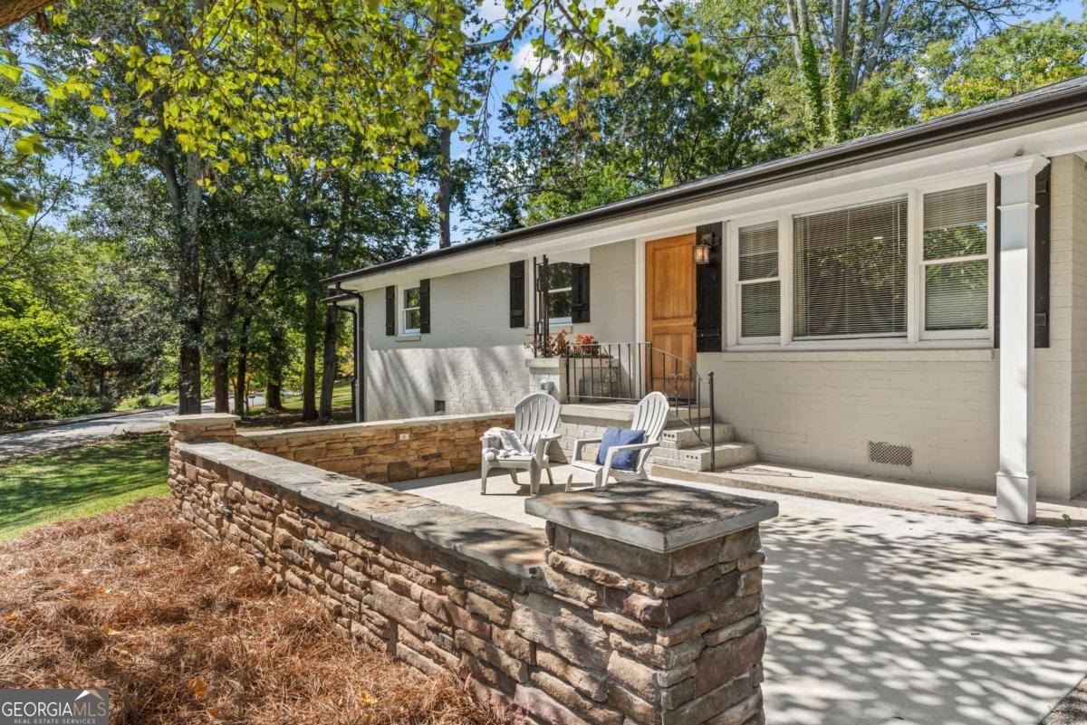 195 Sylvan Road Property Photo 1