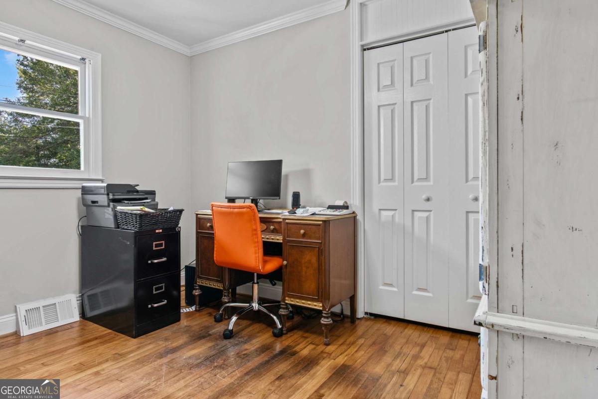 195 Sylvan Road Property Photo 24