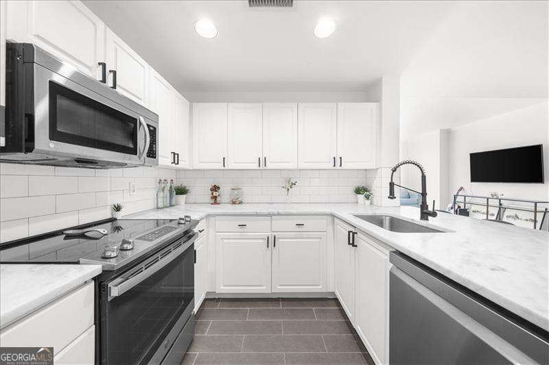 3475 Oak Valley Road # 410 Property Photo 1