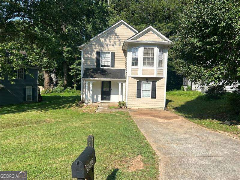 5040 Brittany Drive Property Photo 1