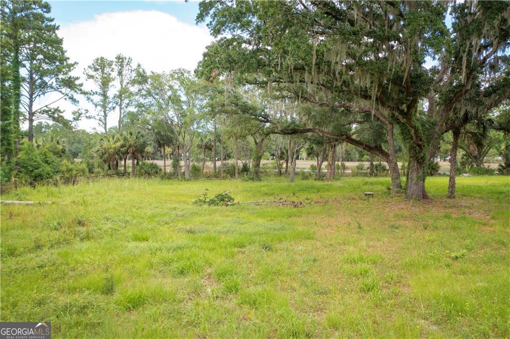 1143 River Oaks Road Property Photo 3